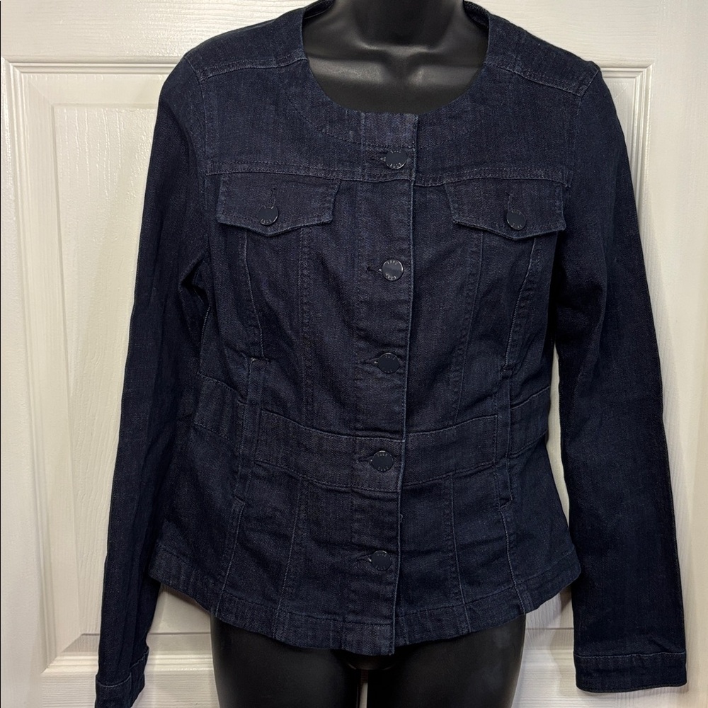 Elle dark wash denim jean jacket, size XS.